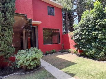 Casa · 350m² · 3 Recámaras · 2 Estacionamientos · Casa en Renta en Lomas del Olivo, Huxquilucan