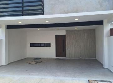 Casa de 3 habitaciones, Coatepec · Nueva Fracc. Santa con Vigilancia Cerca de Bidega Aurrera y Centro