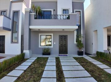 Casa de 3 habitaciones, Ecatepec de Morelos · Un Hogar con Más Espacio Para Disfrutar Lo Que Realmente Importa en Pachuca
