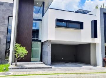 1 · Casa en Venta en Puebla, Lomas de Angelópolis - Parque Sinaloa