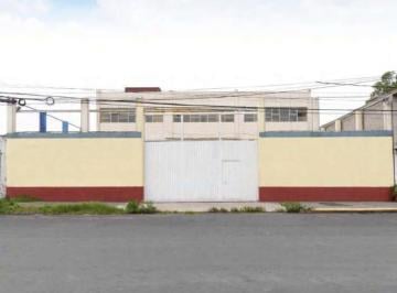 Bodega-Galpón · 1949m² · 18 Estacionamientos · Bodega Industrial en Renta en Av Reforma en Colonia Lomas de San Lorenzo - (4)