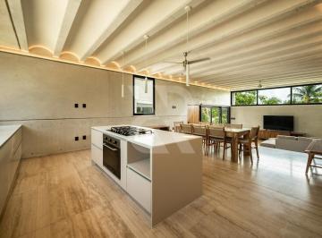 Casa · 330m² · 3 Recámaras · 3 Estacionamientos · Venta Renta Casa Puerto Cancun La Laguna Cancun Quintana Roo