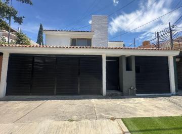 Casa de 5 habitaciones, Zapopan · Excelente Opción Para Oficinas o Consultorios