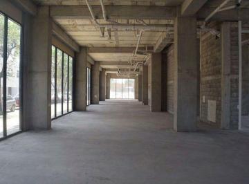 d85c19a37311a4083bd8456f7d33a3e70ad7cf5ad535056677e93594aad6ab78 · Renta Local Comercial, 646 m², a Pie de Calle, Tlalnepantla, Estado de México