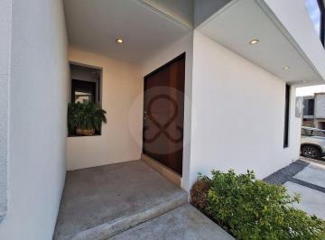 Casa · 189m² · 3 Recámaras · 2 Estacionamientos · Casa en Venta en Fraccionamiento Villa Carriedo