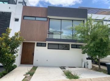Casa de 5 habitaciones, Zapopan · Valle Imperial - Coto Bizantino
