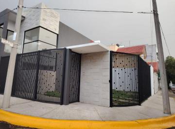 Casa de 4 habitaciones, Pachuca · Casa en Venta Valle de San Javier, Pachuca