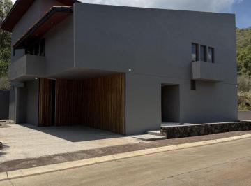Casa de 4 habitaciones, Morelia · Casa Nueva en Renta Club de Golf Altozano