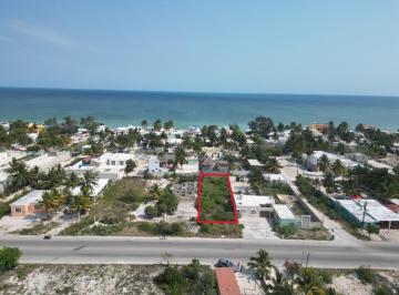 N/A · Oportunidad de Terreno en Venta en Chuburná Puerto a Solo 3 Cuadras del Mar