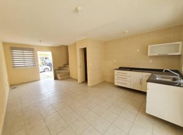Casa · 79m² · 2 Estacionamientos · Casa en Venta Ciudad del Sol, Amplio Patio, Oportunidad