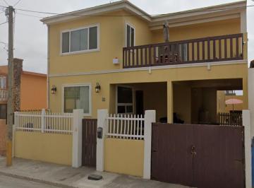 Casa de 3 habitaciones, Playas de Rosarito · Casa en Venta en Col Mexicali Playas de Rosarito Baja California