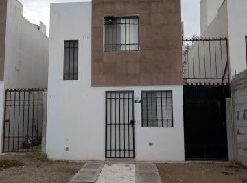 Casa de 2 habitaciones, Querétaro · Casa Dos Pisos en Boulevard Peñaflor