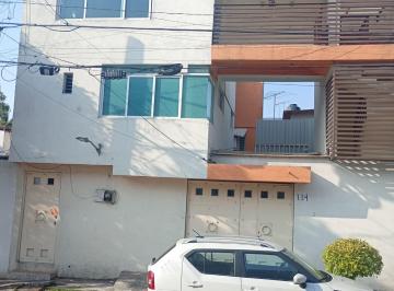 Departamento · 75m² · 2 Recámaras - Gilberto Dosta · Departamento de 2 Recámaras con Terraza y Cuarto de Lavado en Los Pirules