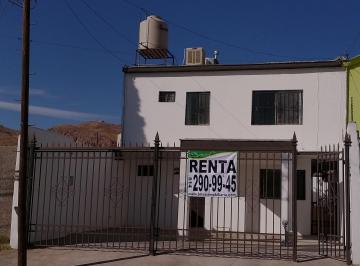 Casa de 3 habitaciones, Chihuahua · Casa Amplia con 3 Recámaras en Renta en Col. Popular