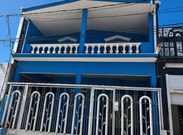 Casa · 115m² · 4 Recámaras · 2 Estacionamientos · Casa en Venta en Oasis Revolucion