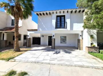 Casa · 3 Recámaras · Casa en Juárez