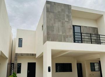 Casa · 3 Recámaras · Casa en Renta Unidad Paquete y Paneles Solares
