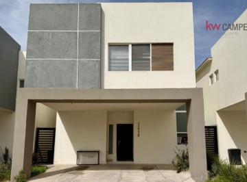 Casa · Casa Moderna en Venta en Fracc. Bárcena Residencial