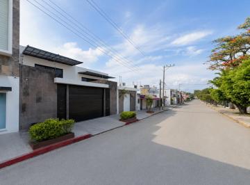 Casa de 3 habitaciones, Tuxtla Gutiérrez · Venta de Casa en Las Flores La Gloria