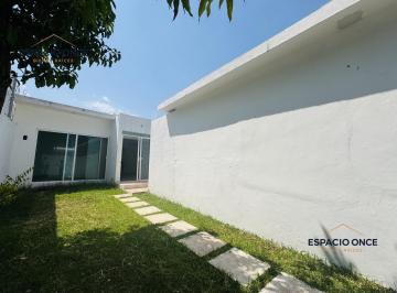 Casa · 65m² · 2 Recámaras · 2 Estacionamientos · Casa en Acatlipa Centro