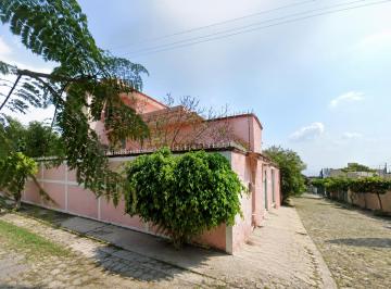 Casa de 5 habitaciones, Cuernavaca · Venta de Casa en Rio Mexapa Hacienda Tetela