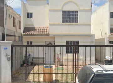 Casa de 3 habitaciones, Reynosa · Casa en Venta con 3 Recámaras en Venta de 120 m² Superficie de Terreno en Reynosa