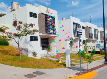 Casa · 84m² · 3 Recámaras · 1 Estacionamiento · Casa Nueva en Venta con Recamara Planta Baja en Residencial Portokali Zona Norte de León, Gto.