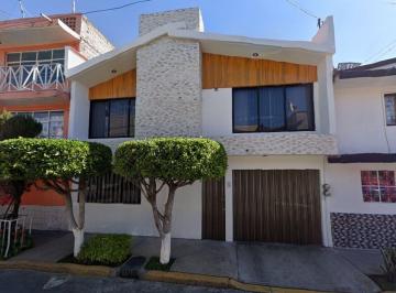 Casa de 4 habitaciones, Nezahualcóyotl · Venta de Casa en Villada, Nezahualcoyotl Mex