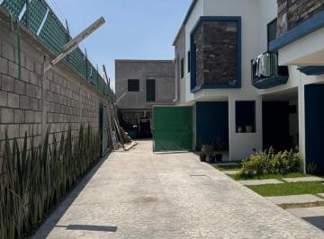 Casa · 140m² · 3 Recámaras · 2 Estacionamientos · Casa en Renta San Mateo Atenco