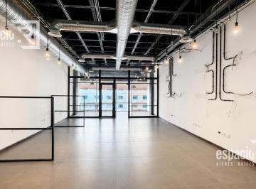 Oficina · 87m² · 4 Estacionamientos · Oficina en Zona D1
