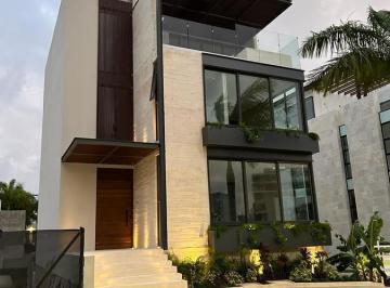 Casa · 181m² · 4 Recámaras · 3 Estacionamientos · Exclusiva Casa Nueva en Venta en Puerto Cancun