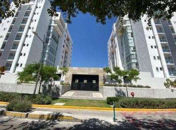 Departamento en Venta de 3 habitaciones Monraz · Hermoso Departamento Espacio Monraz