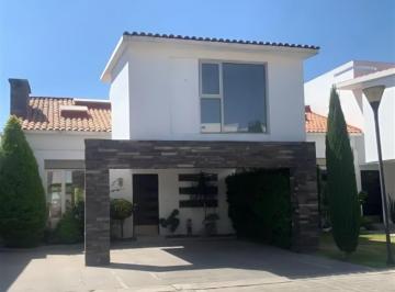 Casa de 4 habitaciones, Metepec · Venta de Casa en San Francisco Coaxusco, Méx.