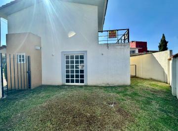 Casa · 90m² · 2 Recámaras · 2 Estacionamientos · Casa en Venta en Calimaya con Excedente de Jardín Villas del Campo