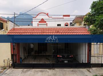 Casa de 3 habitaciones, Guadalupe · Casa en Remate en Camino Real Guadalupe Nuevo León