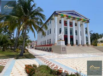Edificio · 5500m² · Mata de Uva, Alvarado, Veracruz