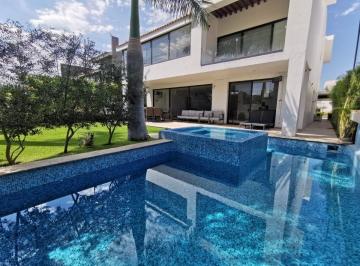 Casa de 4 habitaciones, Emiliano Zapata · Casa con 450 m² Superficie de Terreno y 4 Habitaciones en Venta, Paraíso Country Club