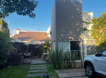 Casa · 276m² · 3 Recámaras · 2 Estacionamientos · Venta Casa en Villa Universitaria