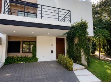 Casa de 3 habitaciones, Benito Juárez · Residencial Aqua | Casa con Alberca y Vista a Área Verde