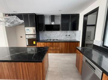 Casa · 299m² · 3 Recámaras · 2 Estacionamientos · Casa en Venta Parque Zacatecas, Lomas de Angelópolis, Pue.