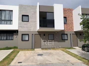 VIVE EN UN ENTORNO RODEADO DE NATURALEZA, A MINUTOS DEL BOSQUE DE LA PRIMAVERA.
· Casa en Renta El Paraiso Residencial Tlajomulco
