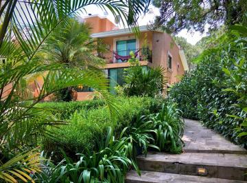 Casa · 849m² · 7 Recámaras · 12 Estacionamientos · Casa Pinar de La Venta