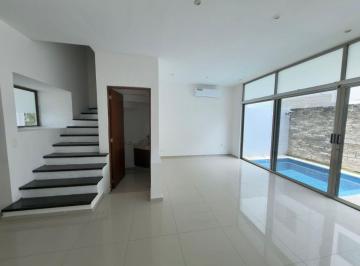 Casa de 3 habitaciones, Benito Juárez · Casa con 3 Recámaras en Renta en Residencial Arbolada