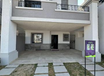 Casa de 3 habitaciones, Gustavo A. Madero · Tu Hogar a La Entrada de Pachuca
