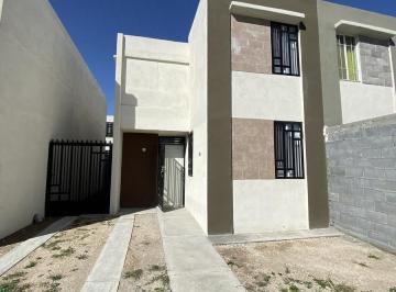 Casa · 105m² · 3 Recámaras · Casa - Santa Maria