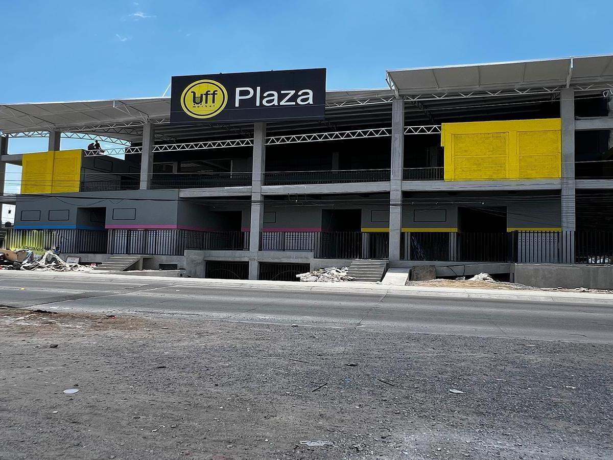 Commercial Space for Sale and Rent at Plaza Uff Market, León, Guanajuato