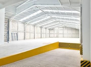Bodega comercial de 4 habitaciones, Naucalpan de Juárez · Bodega en Renta con Oficinas – San Bartolo Naucalpan Centro