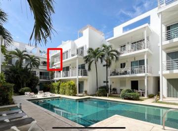 Departamento de 2 habitaciones, Solidaridad · Penthouse Remodelado Amueblado con Roof Privado y Su Jacuzzi – Centro de Playa del Carmen