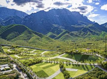 Terreno / Lote · 500m² · Terrenos en Venta en Carretera Nacional