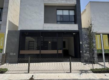 Casa · 183m² · 3 Recámaras · 2 Estacionamientos · Casas en Venta en Cumbres Garcia